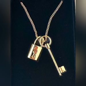 Victoria’s Secret Scandalous Jewelry Lock & Key Pendant Necklace